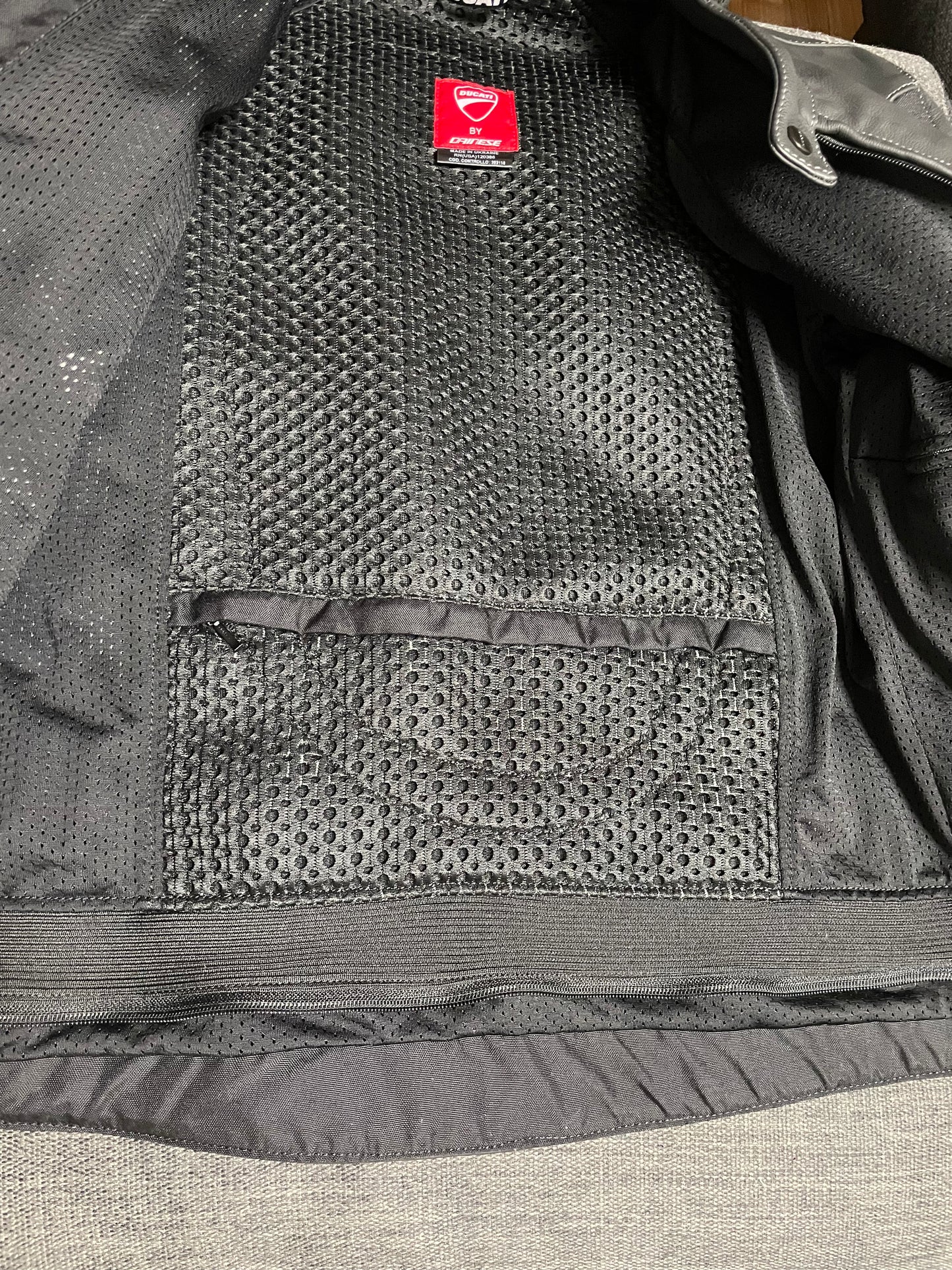 DUCATI レザージャケット (DAINESE ダイネーゼ製)